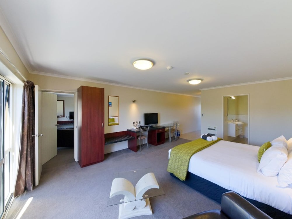 Avenue Motor Lodge 19/35