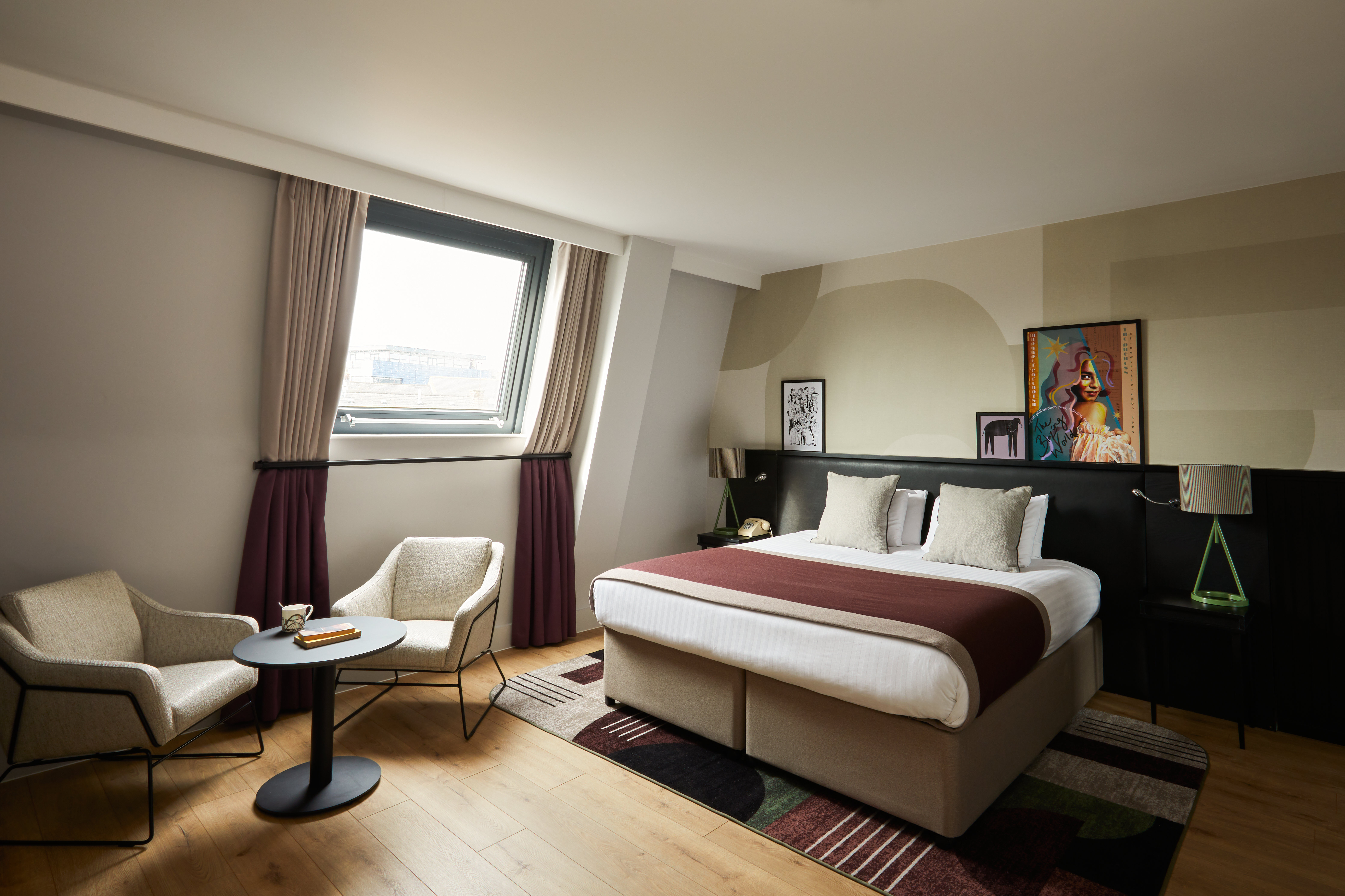 Premium, King Bed