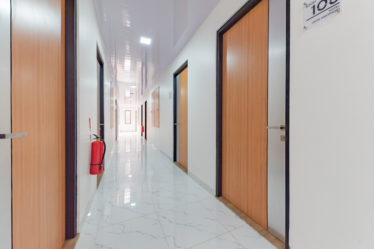 Urbanview Hotel Inkoppabri Cisarua Puncak 5/11