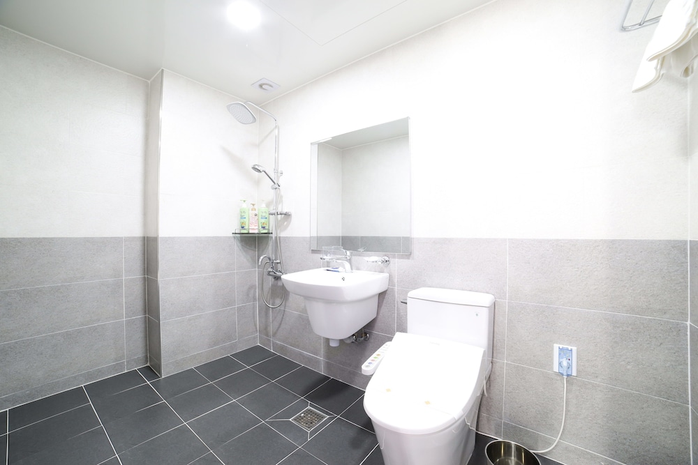Vip Hotel Mok-Po 21/59