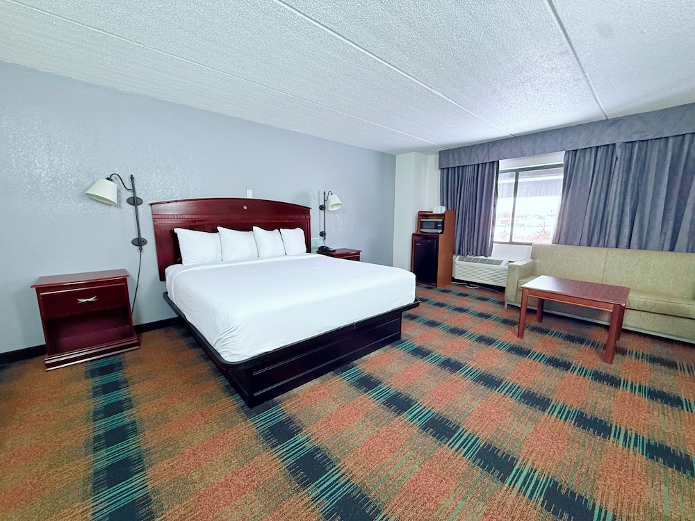 Baymont By Wyndham Michigan City 23/40