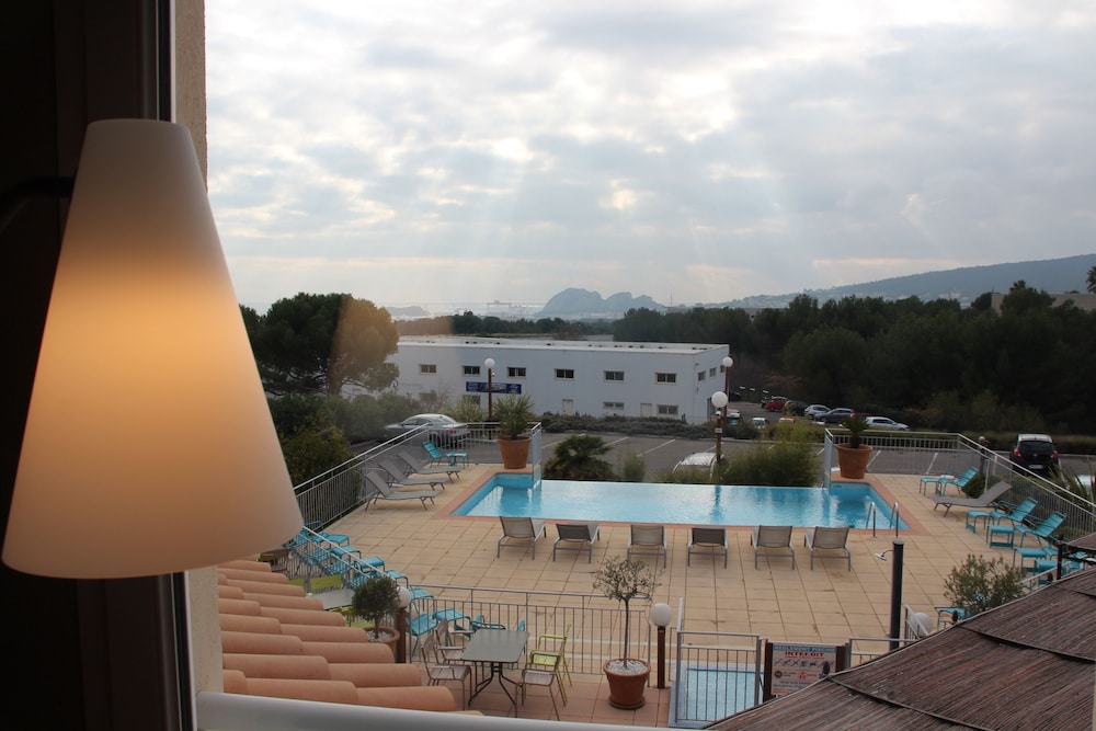 Ibis La Ciotat 5/74