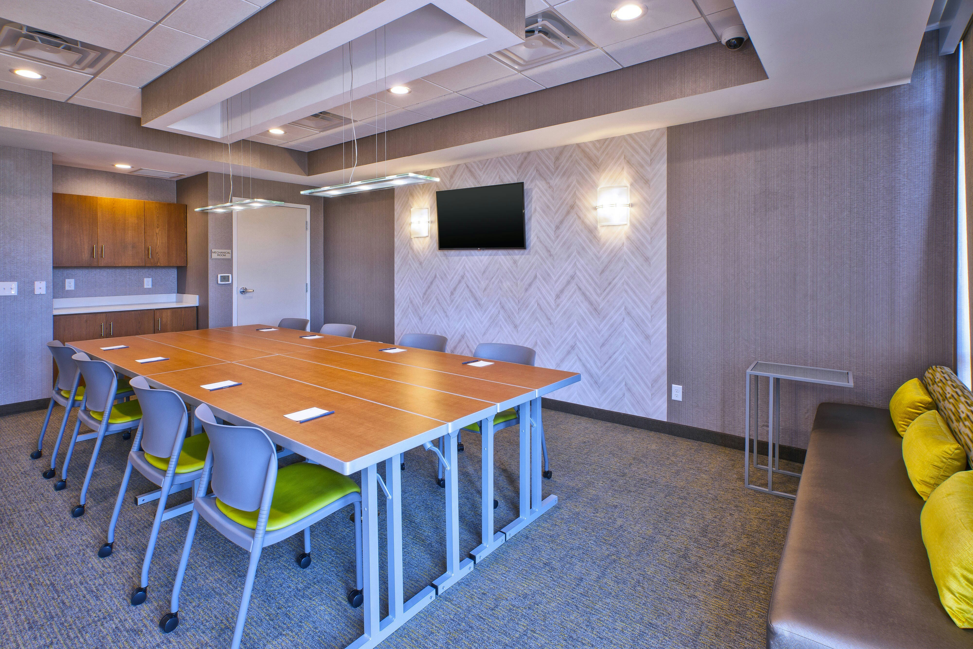 SPRINGHILL SUITES BENTON HARBOR ST. JOSEPH 16/19