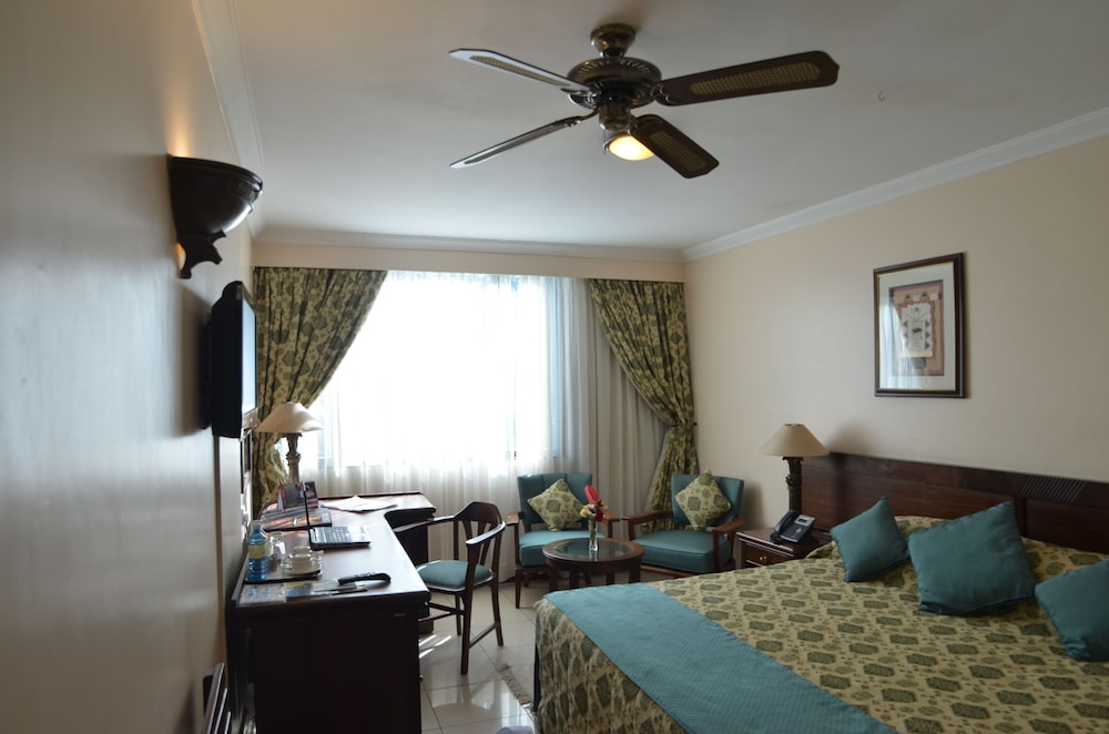 Jacaranda Nairobi Hotel 23/59