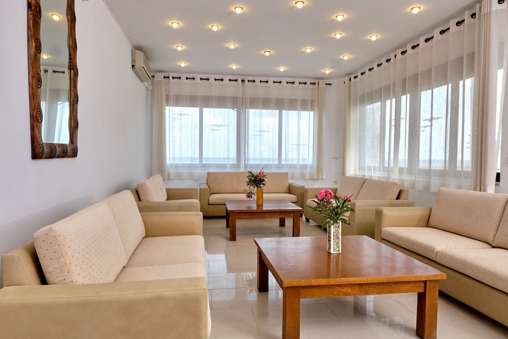 Niros Beach Apartments 39/58
