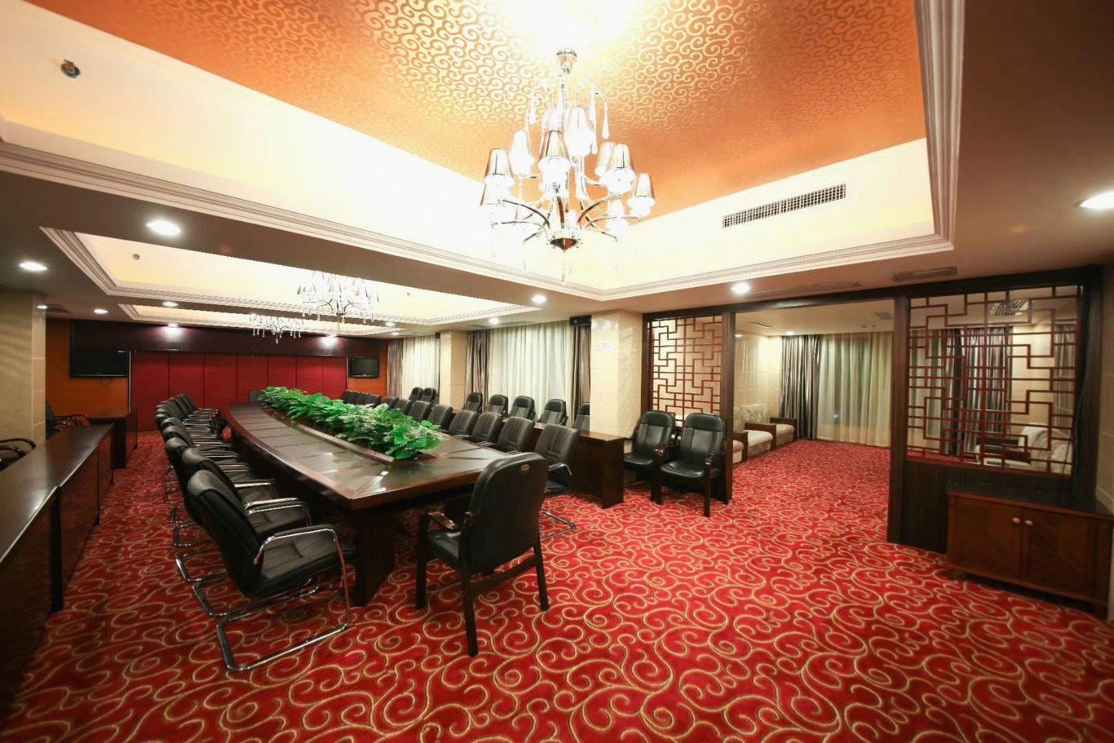 Yangshan Hotel 41/46