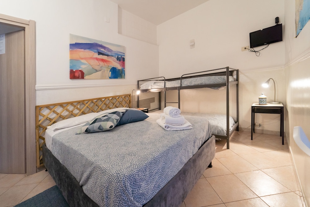 Hotel Bella Capri 17/50