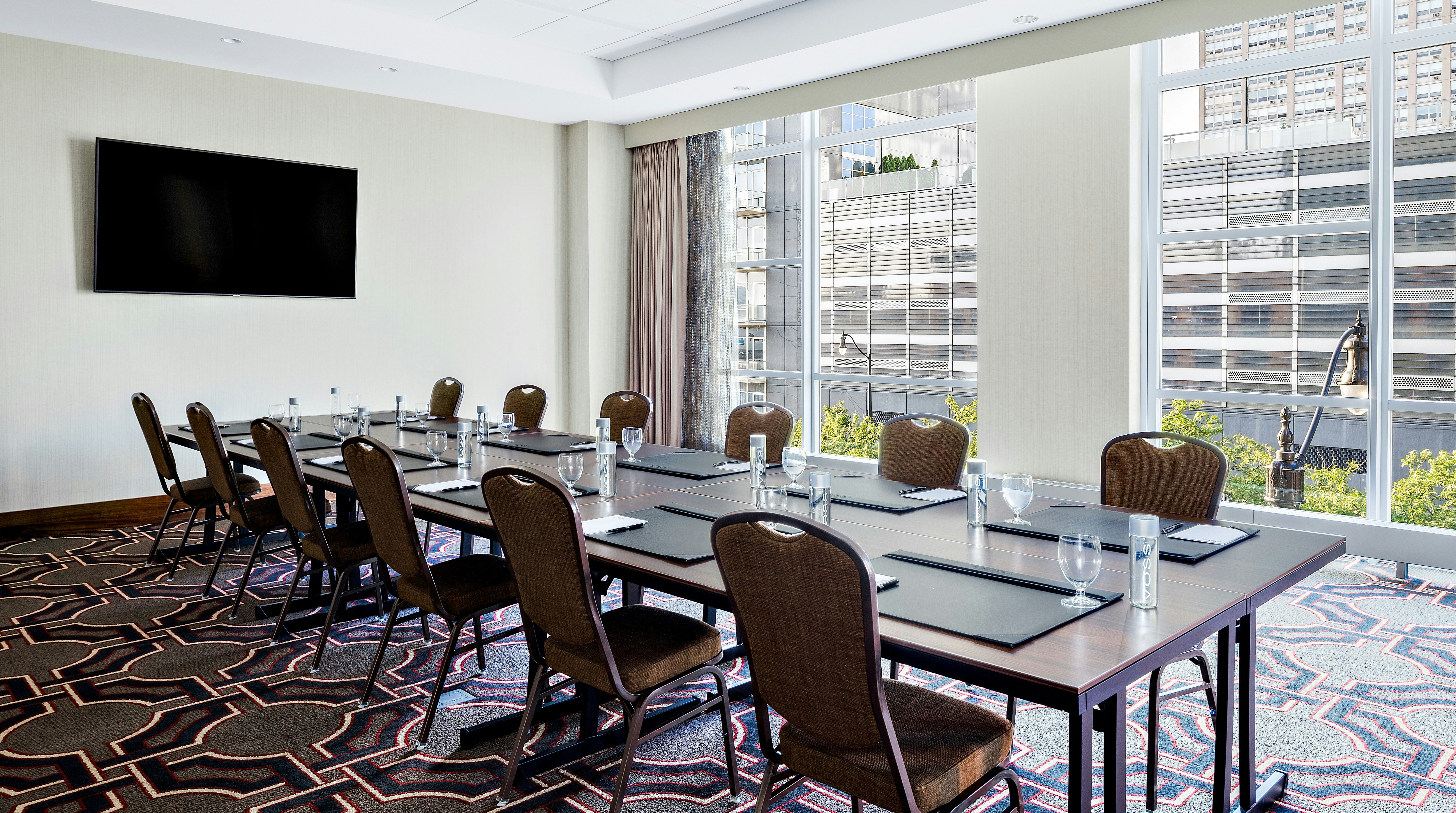 Home2 Suites By Hilton Chicago Mccormick Place Il 62/73