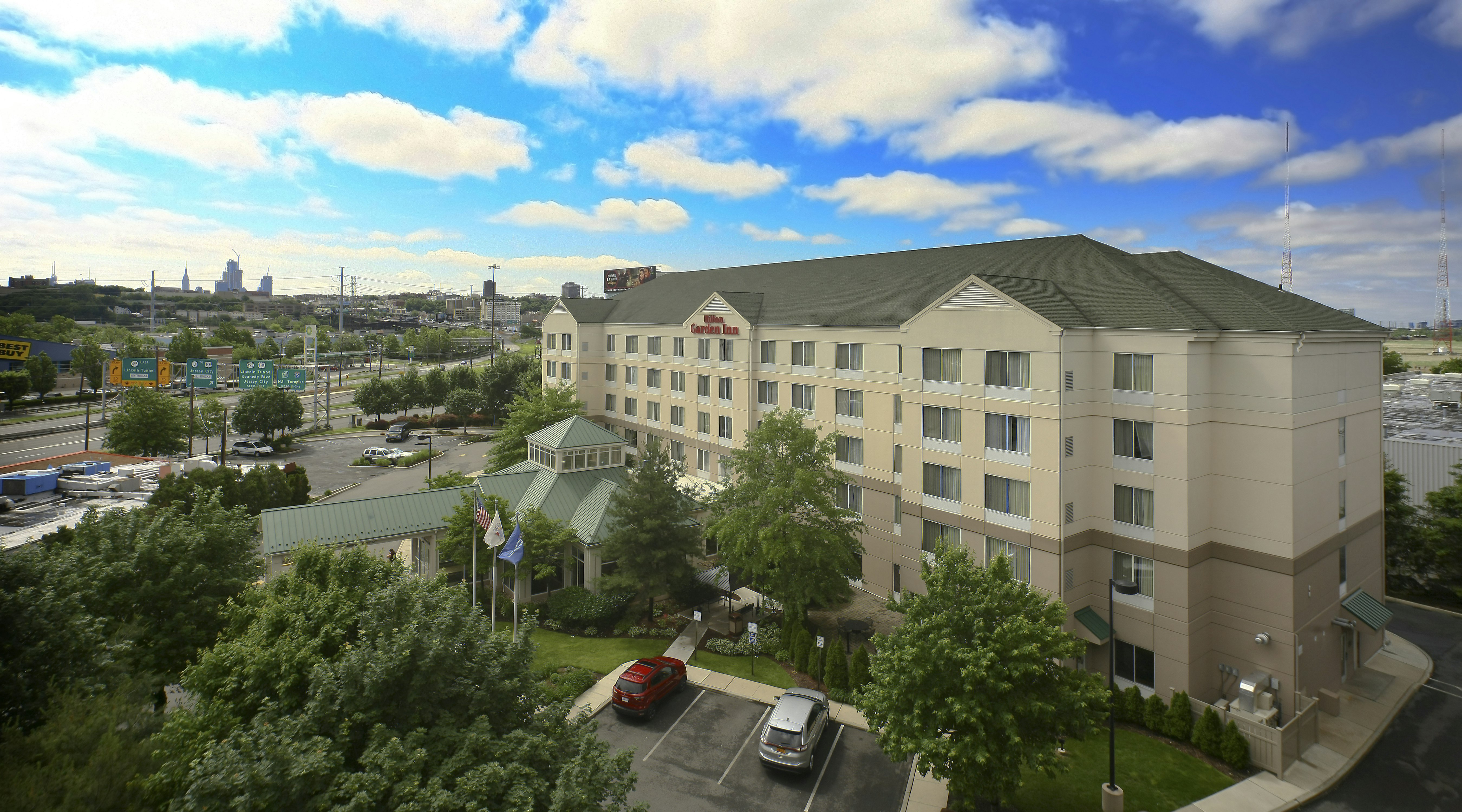 Hilton Garden Inn Secaucus Meadowlands 8/62