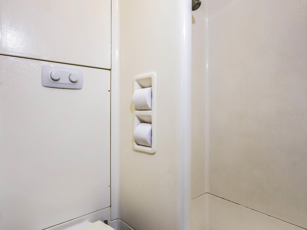 Ibis Budget Fawkner 38/51
