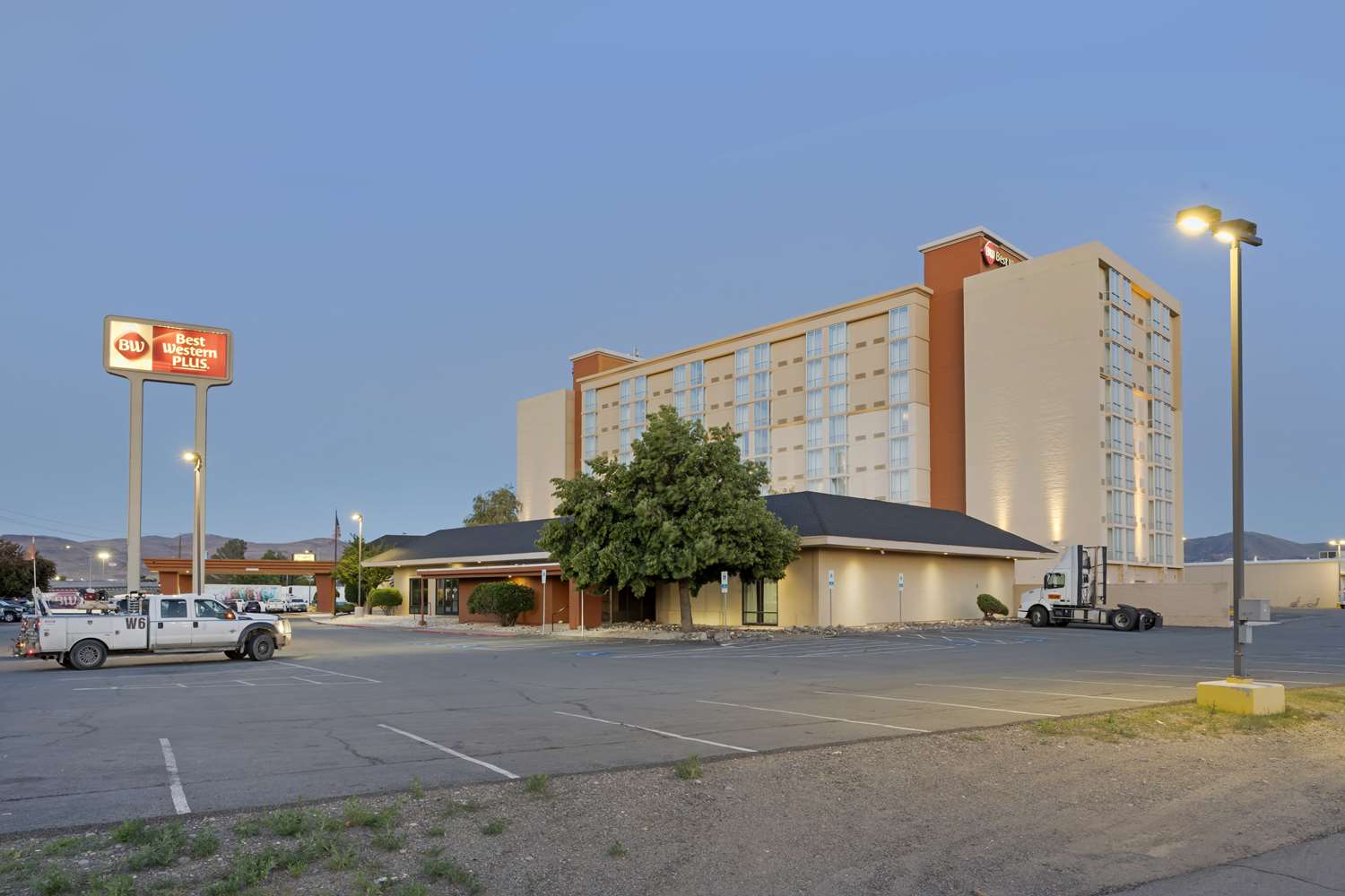 Best Western Plus Sparks-Reno Hotel 45/47