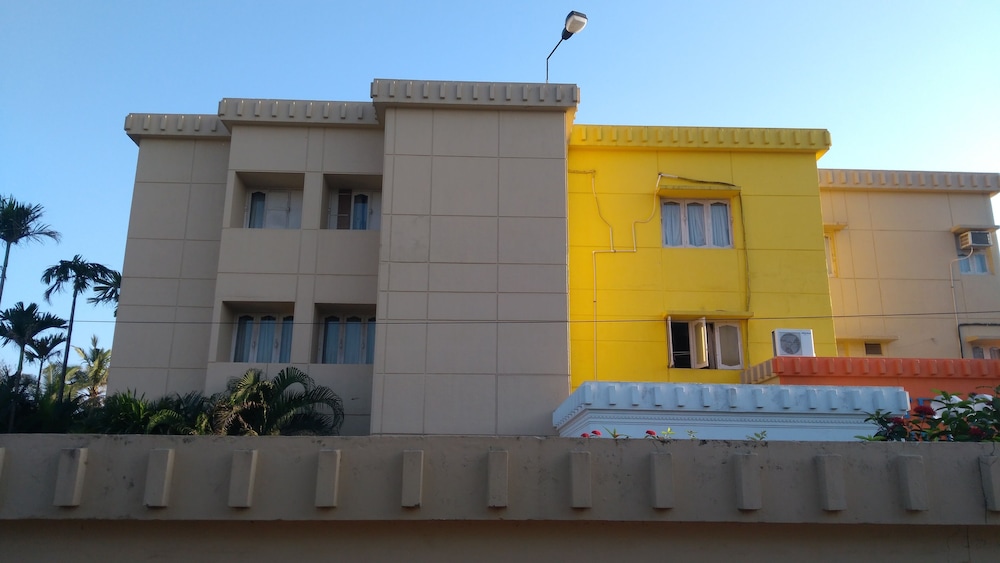 Hotel Samudra 5/50