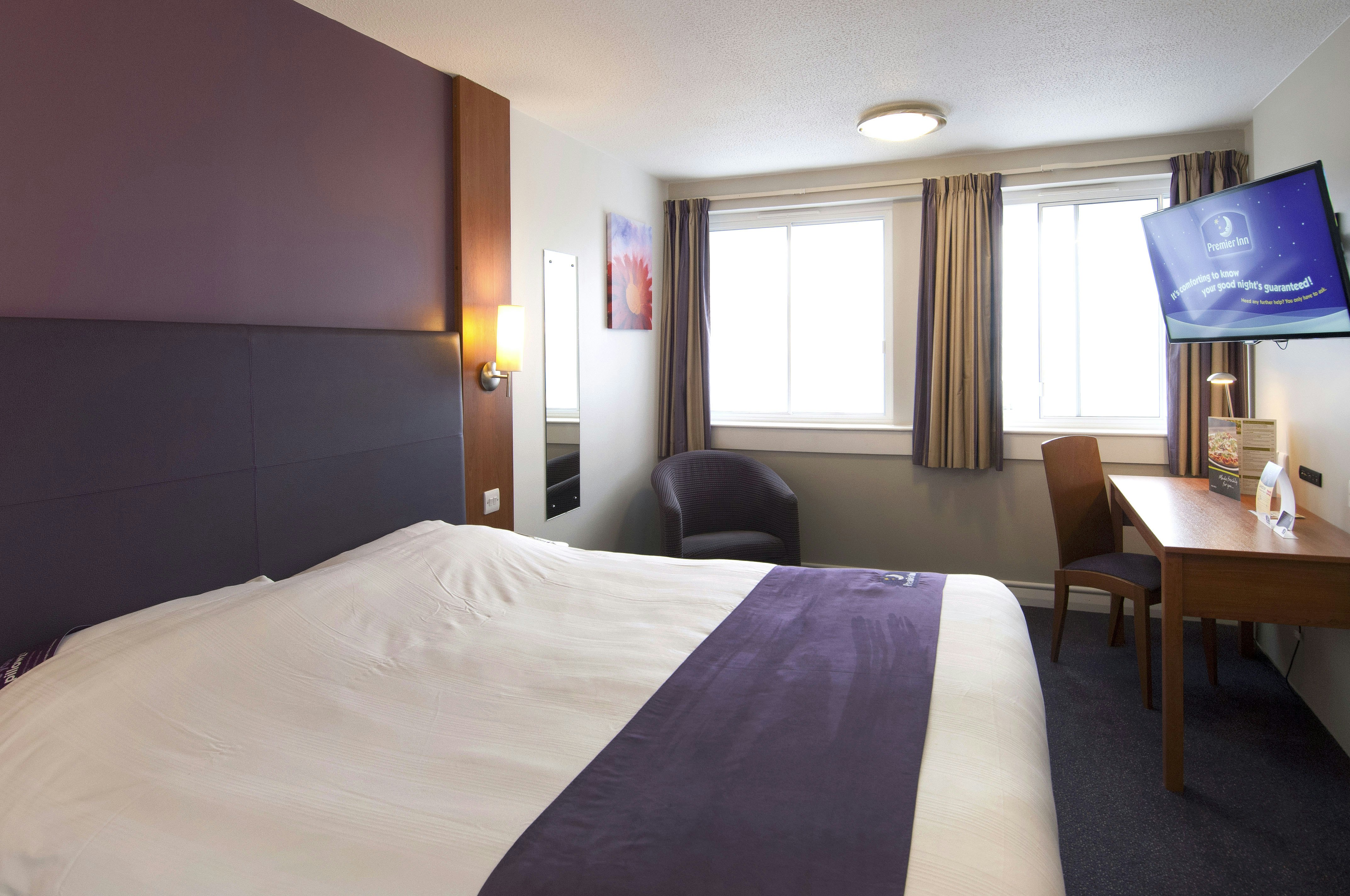 Premier Inn London Euston 11/27