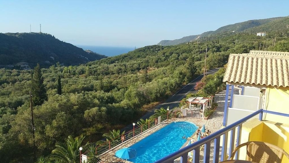 Politia Hotel 45/47