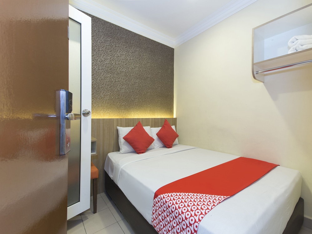 Dragon Inn Premium Hotel 8/30