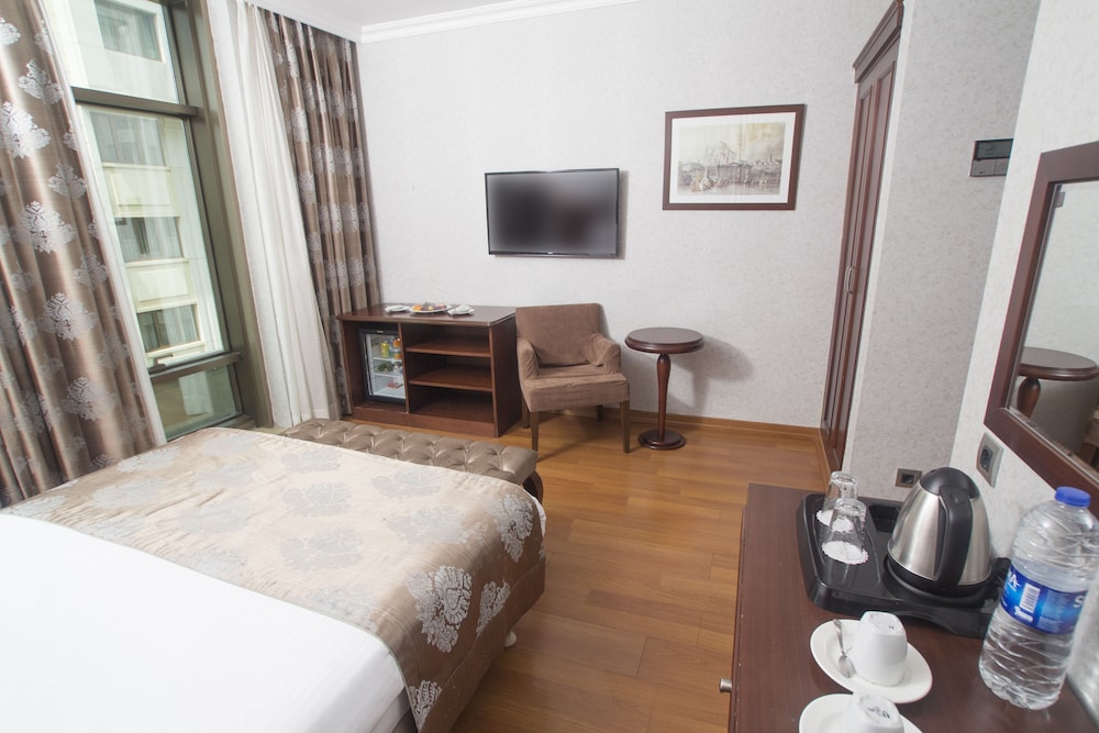 Crestium Taksim Prive & Spa 39/62