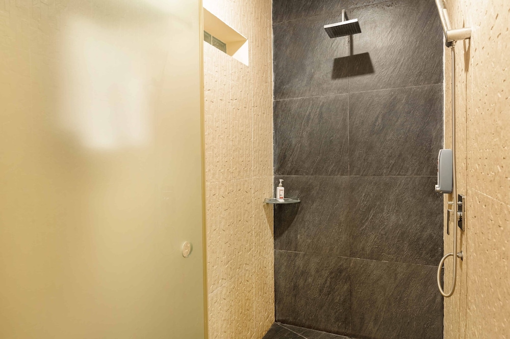 Pavillon D Orient Boutique Hotel 50/50