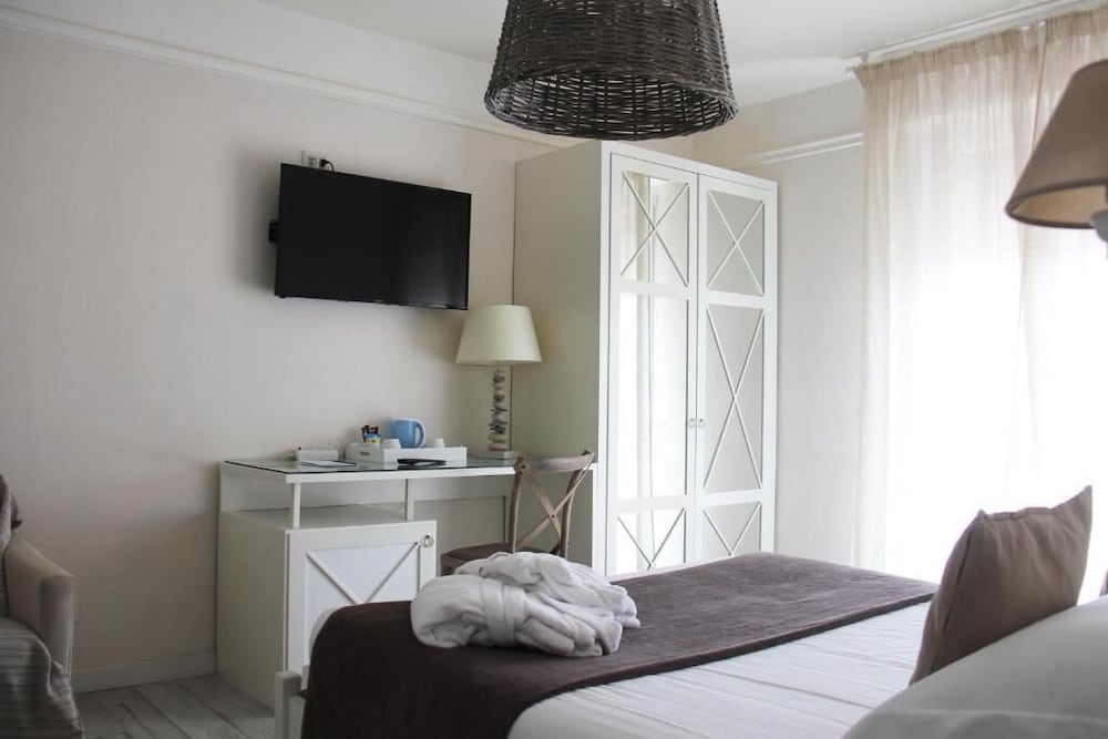 Hotel Bijou 49/58