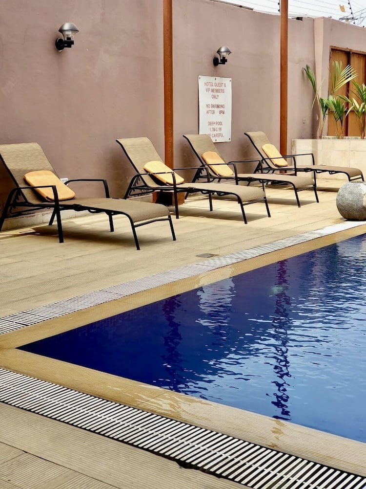Bella Casa Hotel 22/50