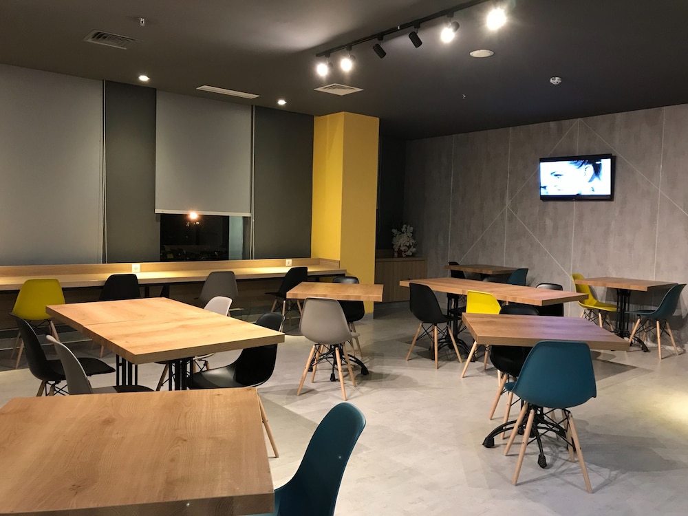 Ibis budget Surabaya Diponegoro 27/38