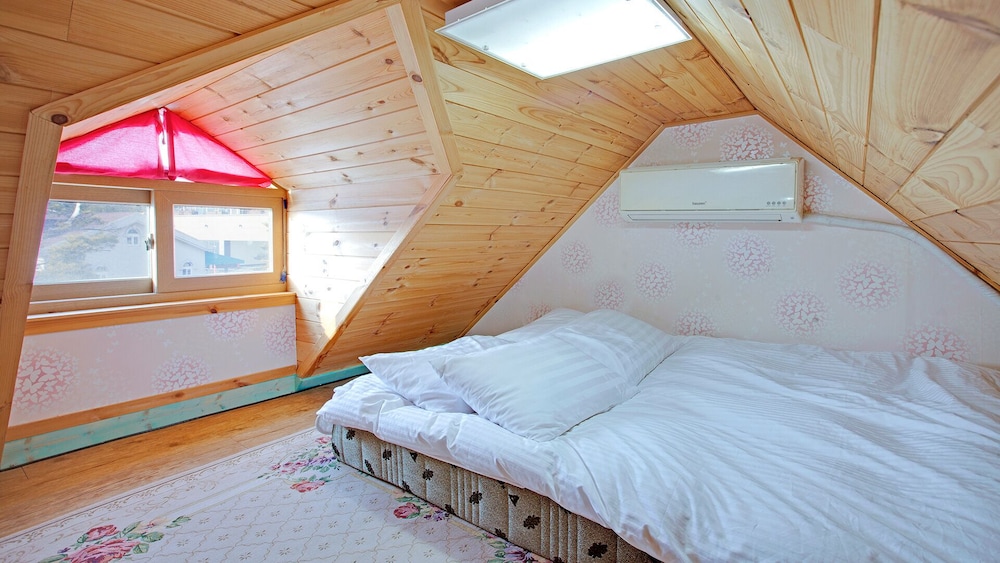 Gyeongju B House Pension 31/50