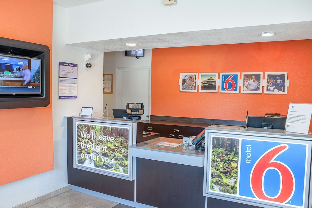 Motel6 Ukiah CA 41/53