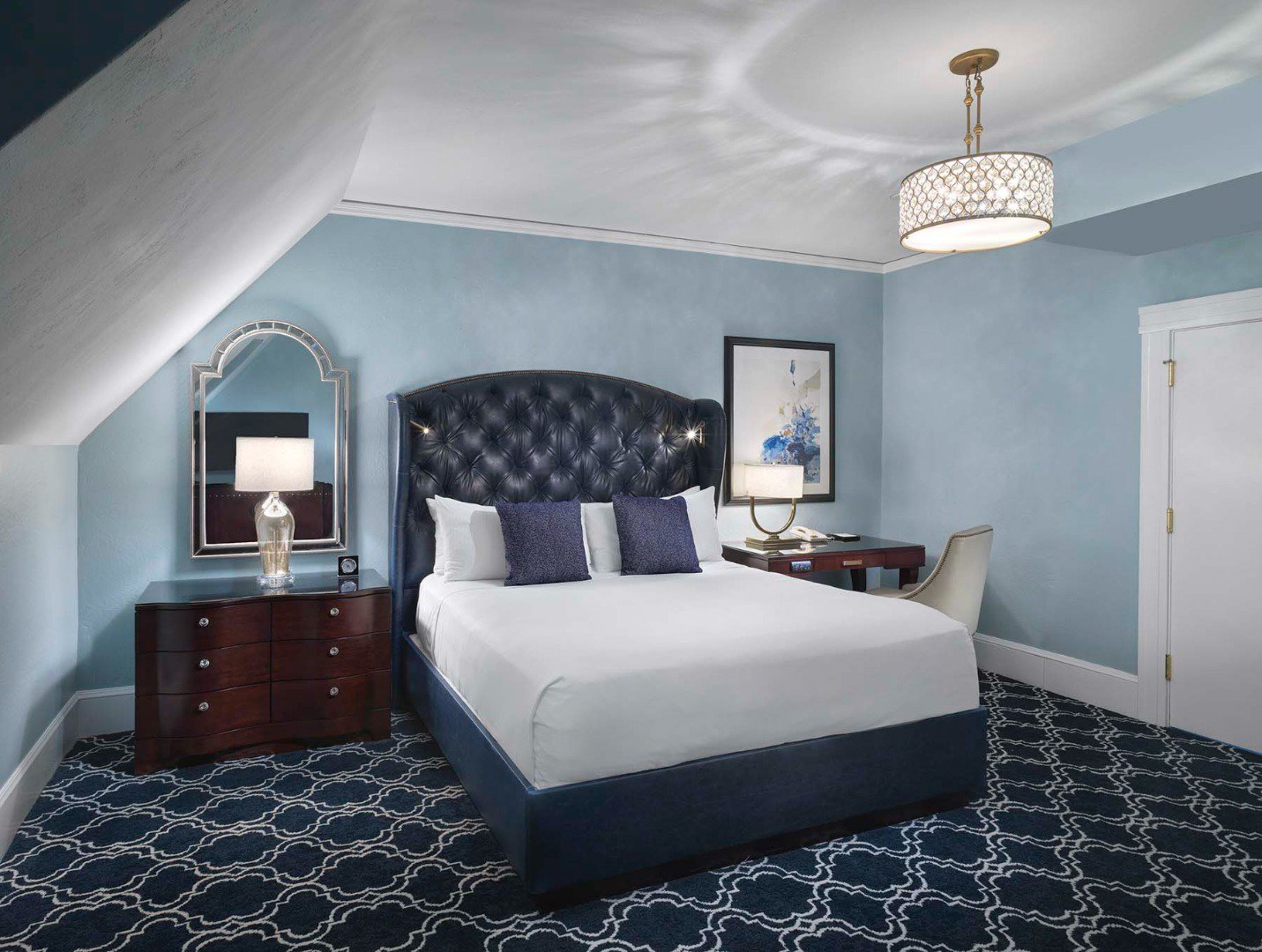 Room, Queen Bed