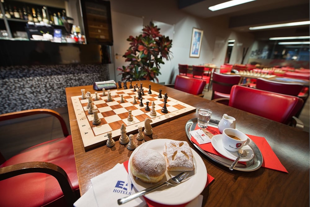 EA Hotel Julis 34/49
