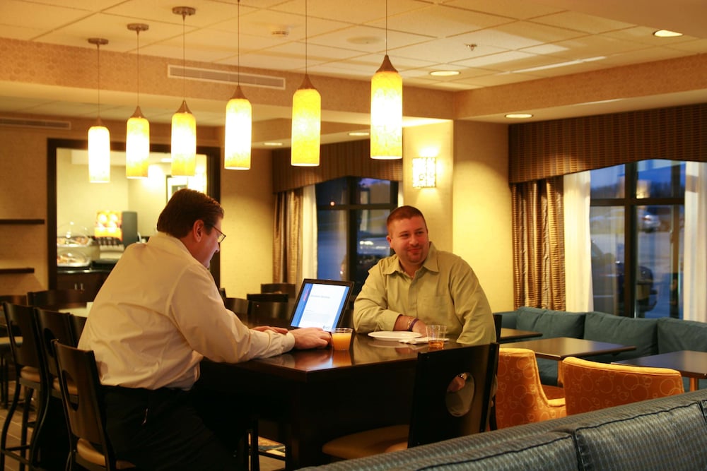 Hampton Inn Topeka 28/51