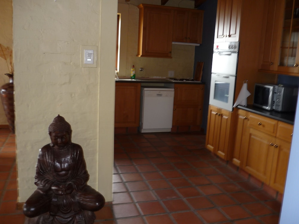A1 Kynaston B&amp;B 6/36