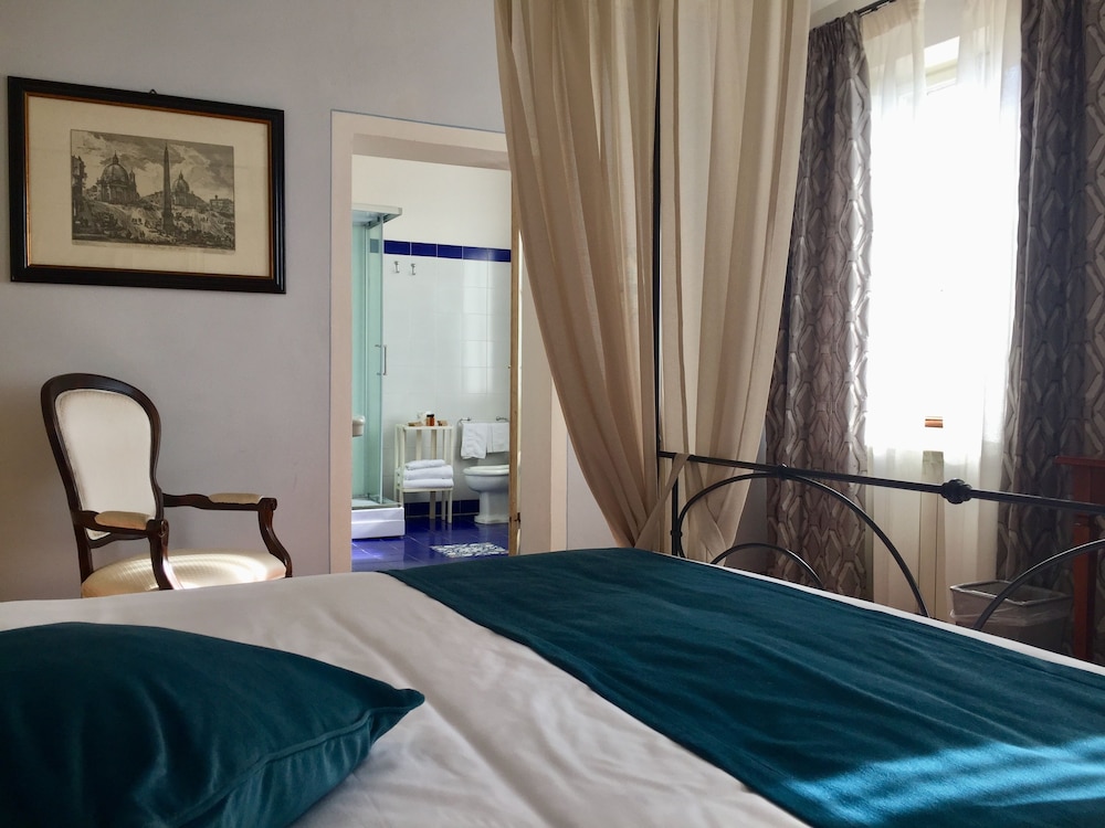 SUPERIOR, DOUBLE BED