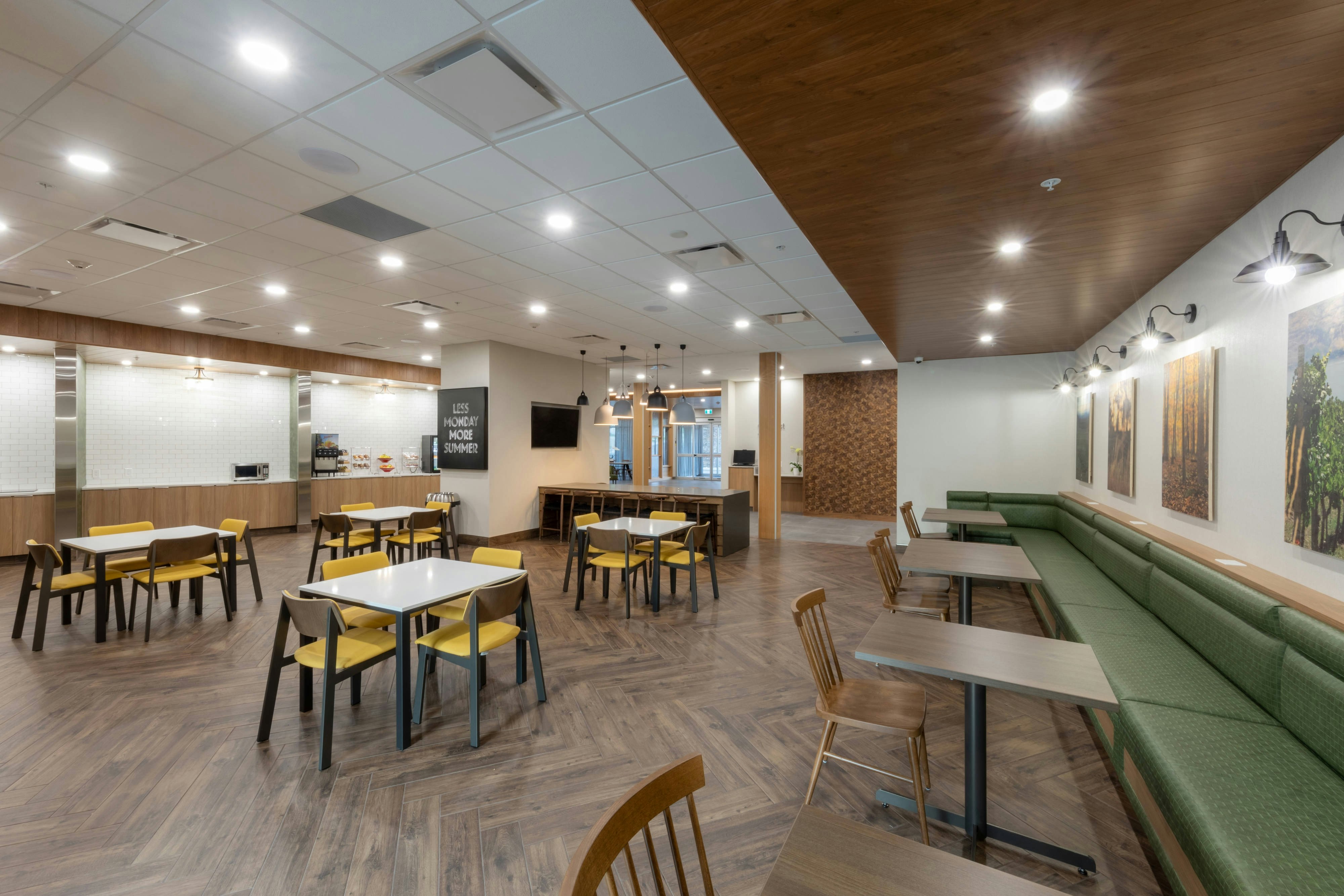 Fairfield Inn & Suites by Marriott Salmon Arm 9/12