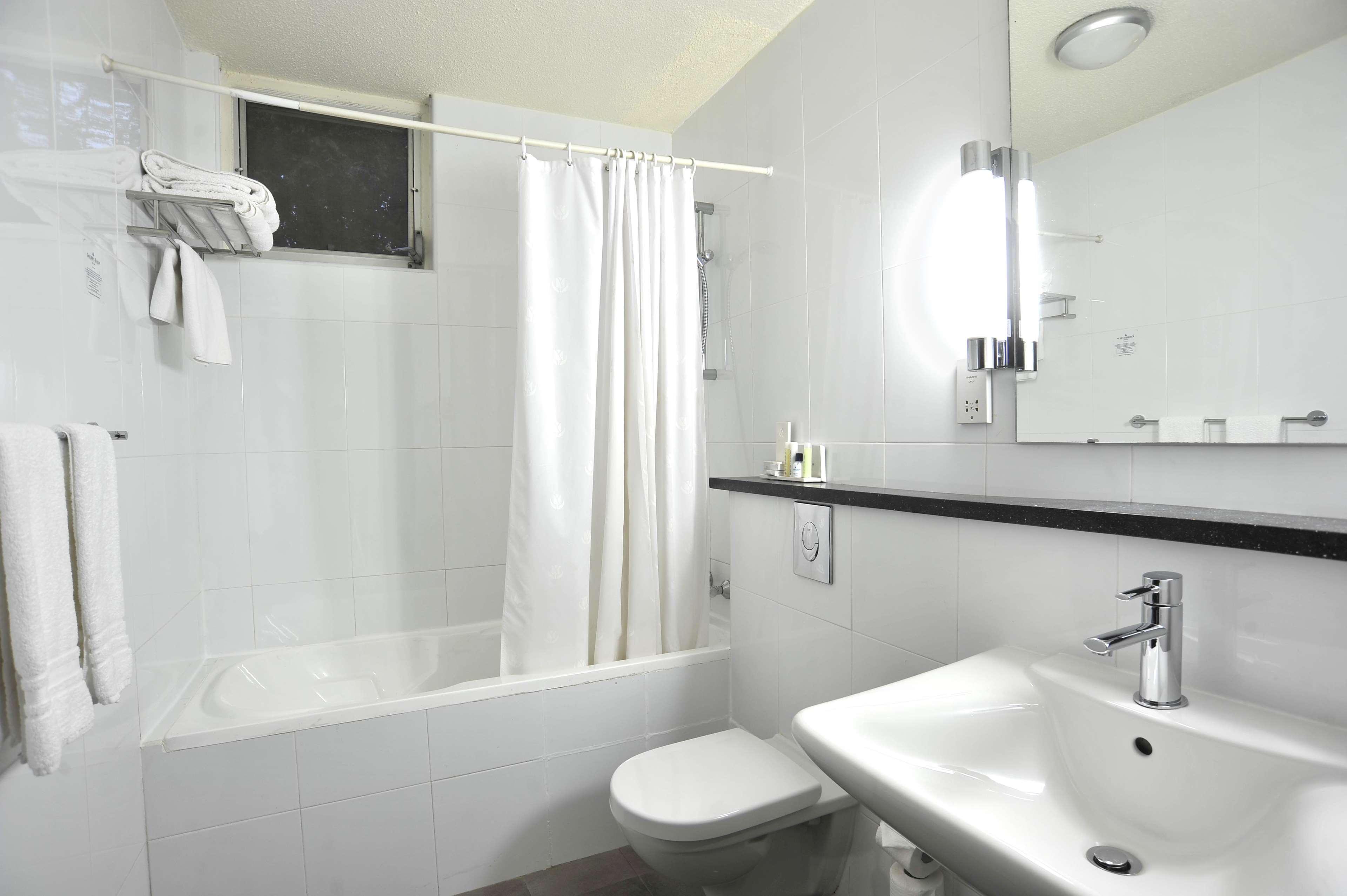 Lancaster Hotel Accra 49/50