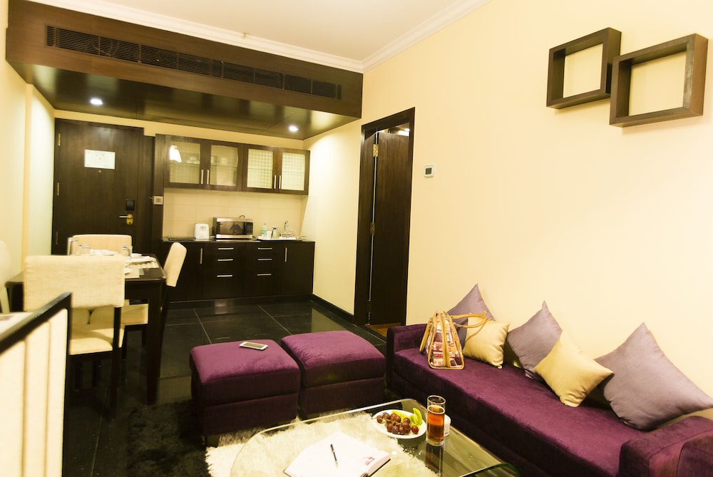 Sterlings Mac Hotel 26/34