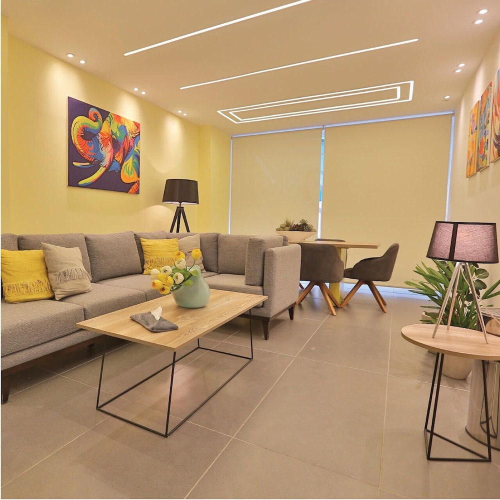 B Residence 22/43