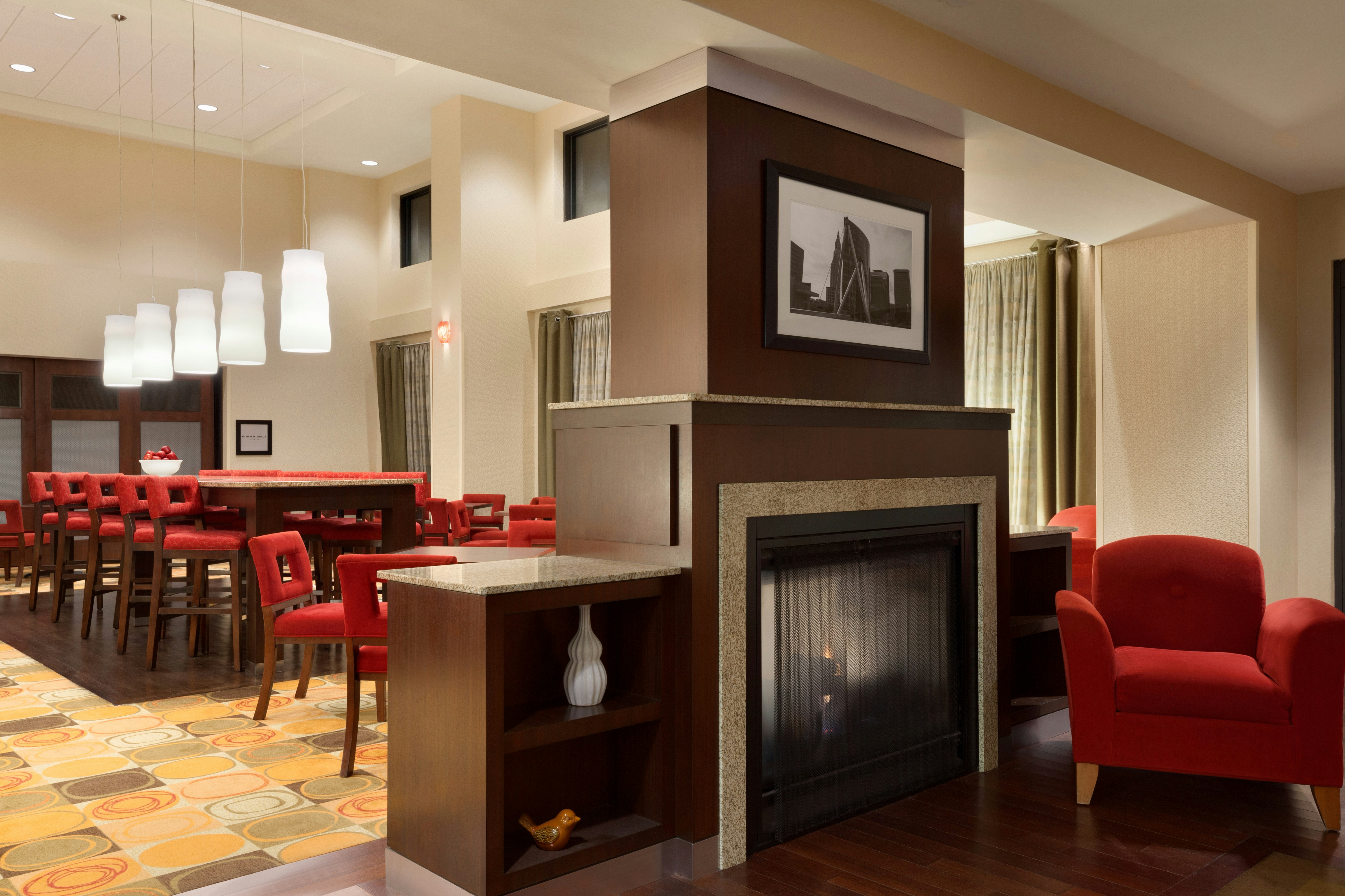 Hampton Inn and Suites Hartford/East Hartford 32/50