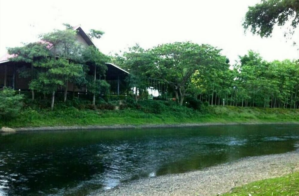 Suanphet Riverview Resort 56/71