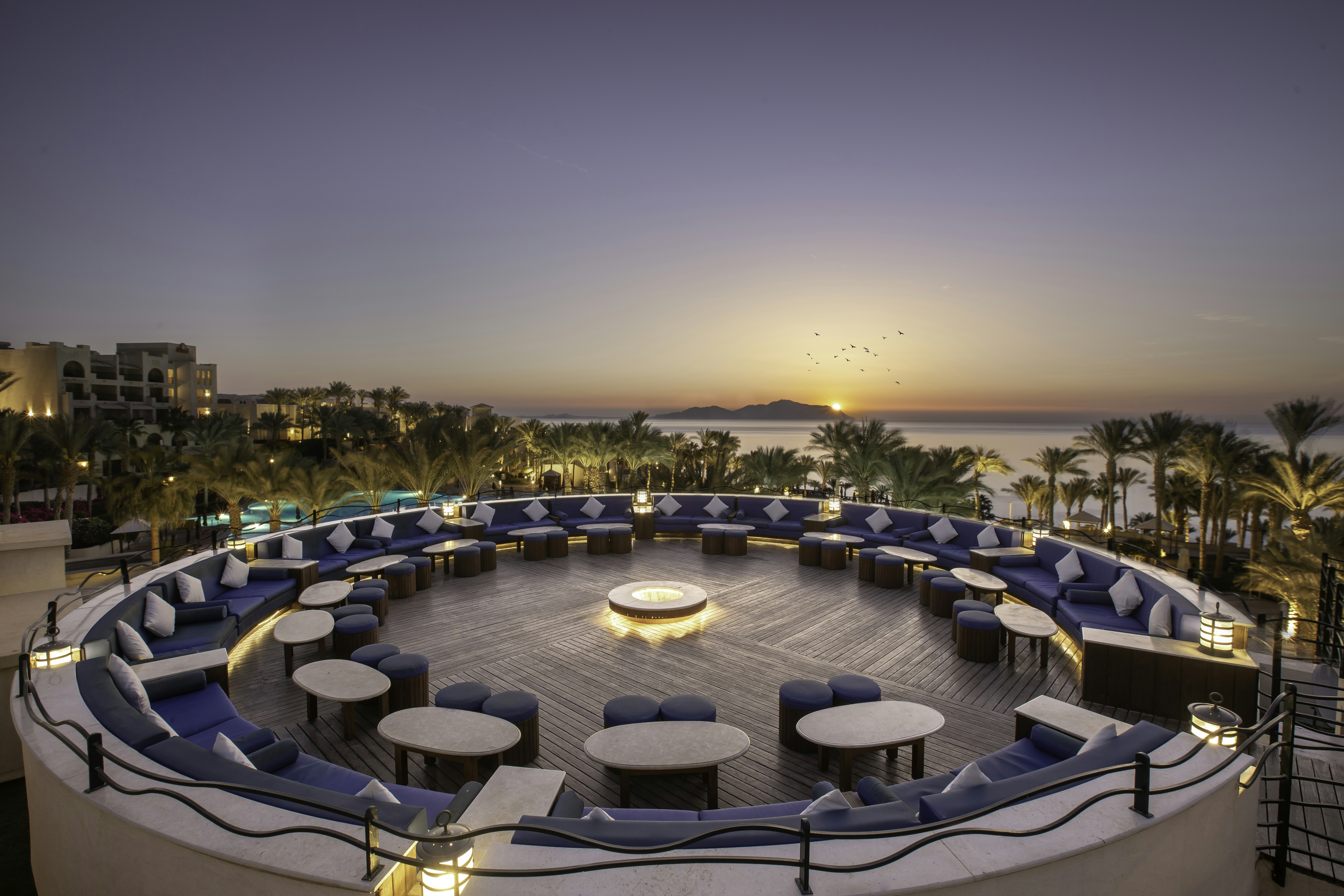 GRAND ROTANA RESORT AND SPA 49/50