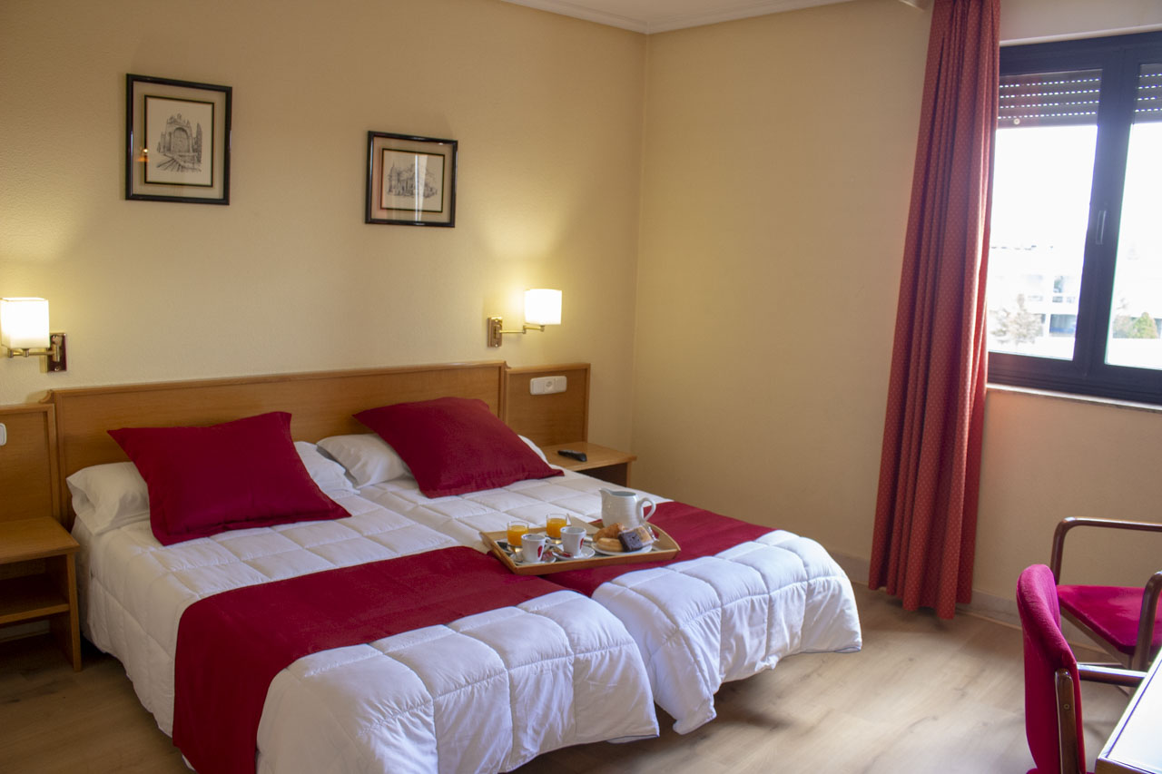 Room, Single, 2 Beds