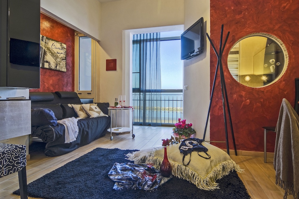 Hotel Estate 27/50