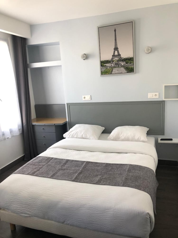 Hotel Clauzel 6/24