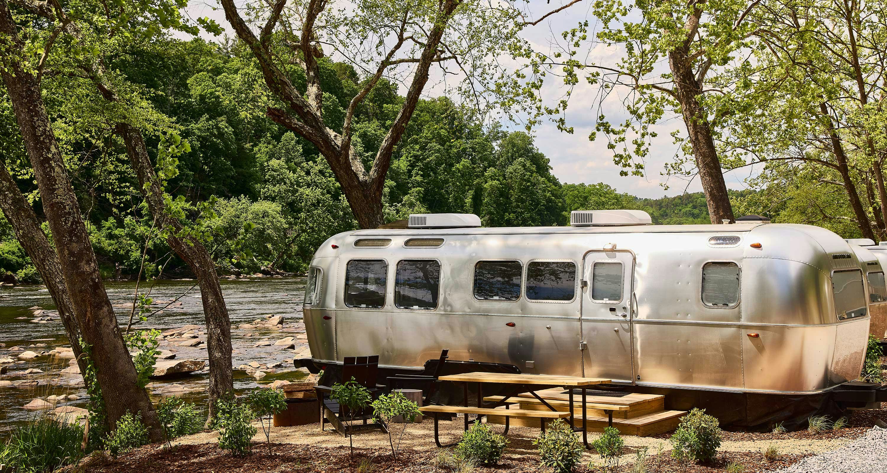 AutoCamp Asheville 6/50