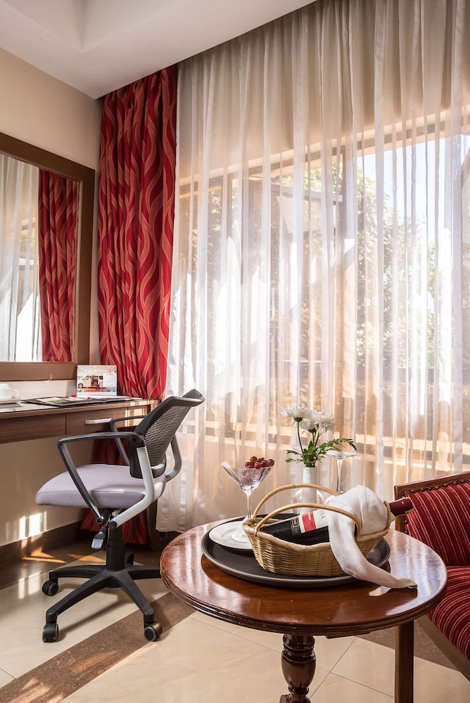 PrideInn Westlands Luxury Boutique Hotel 41/63