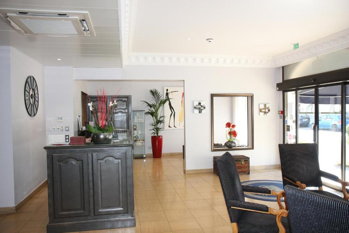 Henry Ii Hotel 1/59