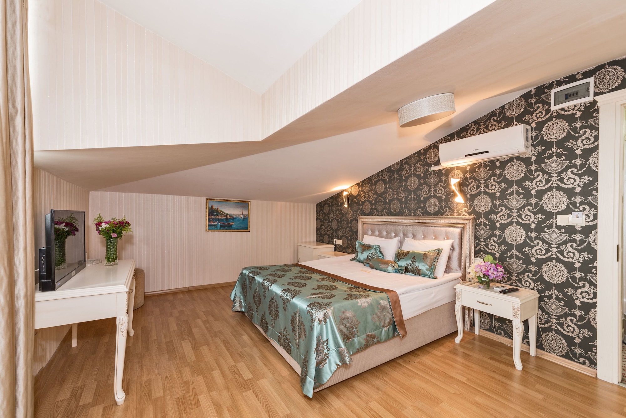 Standard, Double Bed, VALIDE HOTEL 2/4