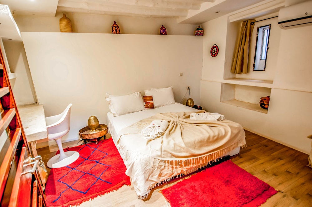 Riad Chorfa 8/50
