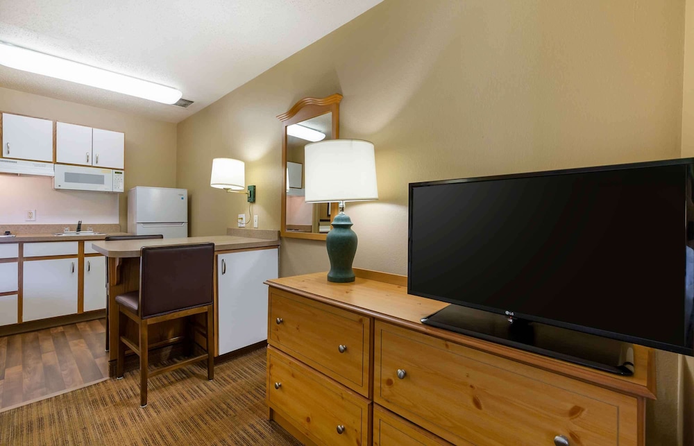 Extended Stay America Baltimore Bwl Airport Int Apos L Dr 30/46
