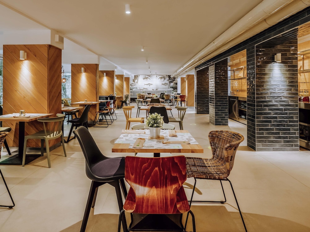 ibis Styles Golden Sands Roomer Hotel 35/45