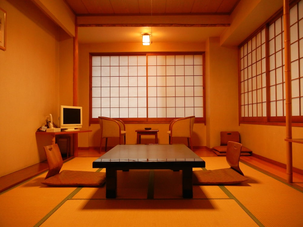 Ryokan Fukuzen 65/80