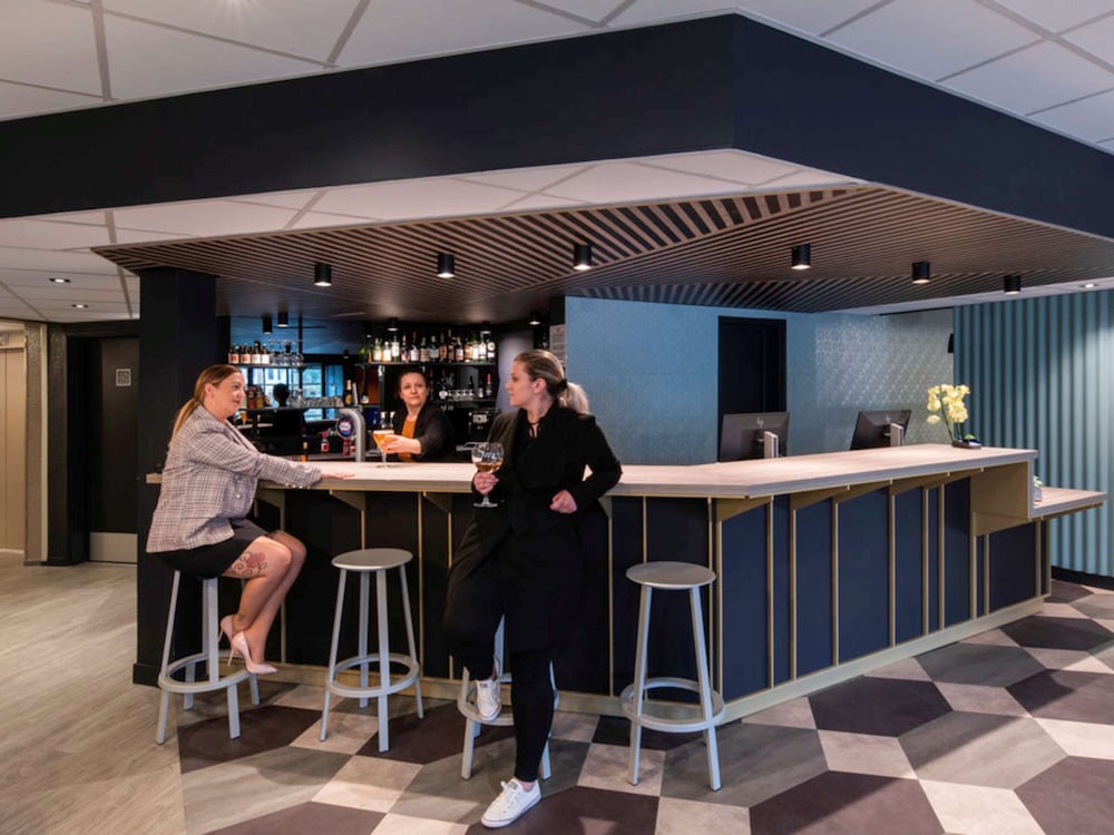 Ibis Cergy Pontoise Le Port 51/67
